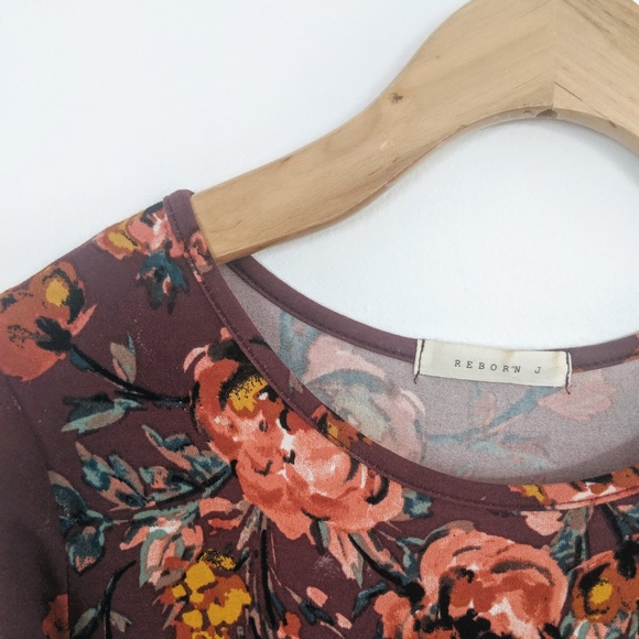 Meet your Posher, Beth - Picture 3 of 6